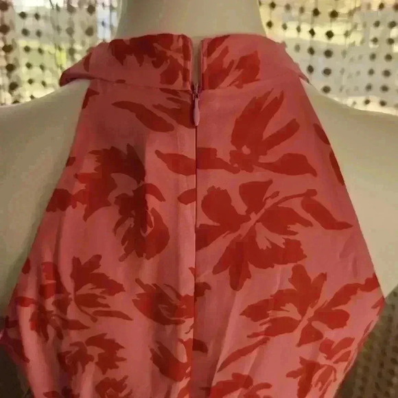 Taylor Pink Chiffon Sleeveless Dress - Picture 5 of 8